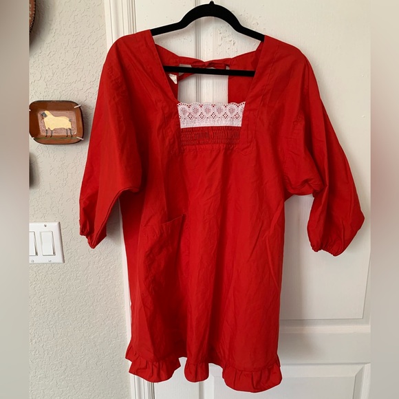 Red Apron with Lace - Picture 1 of 3